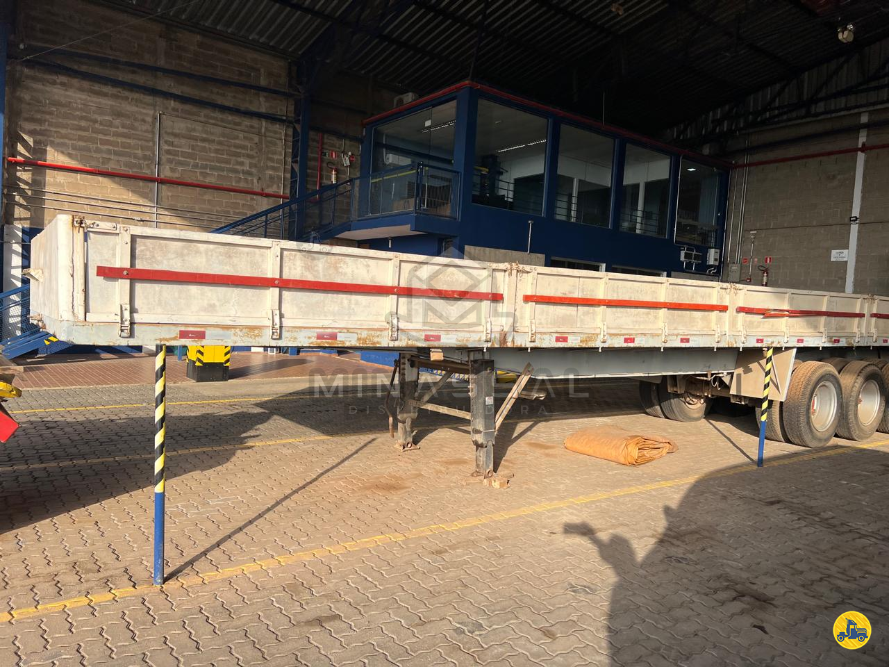 CARRETA SEMI-REBOQUE CARGA SECA CBL Logistica - Minassal POCOS DE CALDAS MINAS GERAIS MG